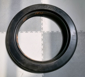 Сайлентблок рычага двуплечевого привода очистки (резьба внутр. М16)