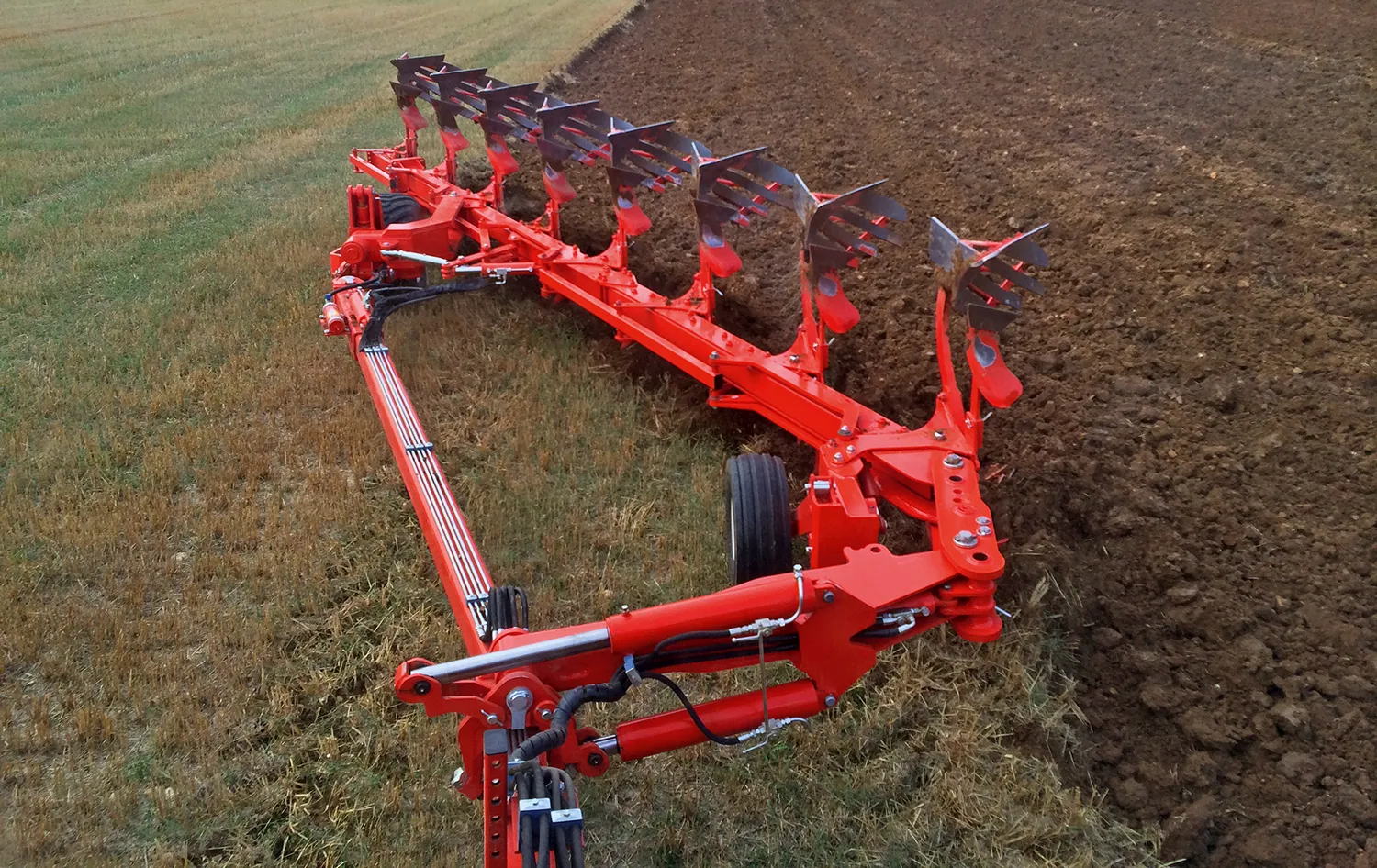 Оборотный плуг запчасти