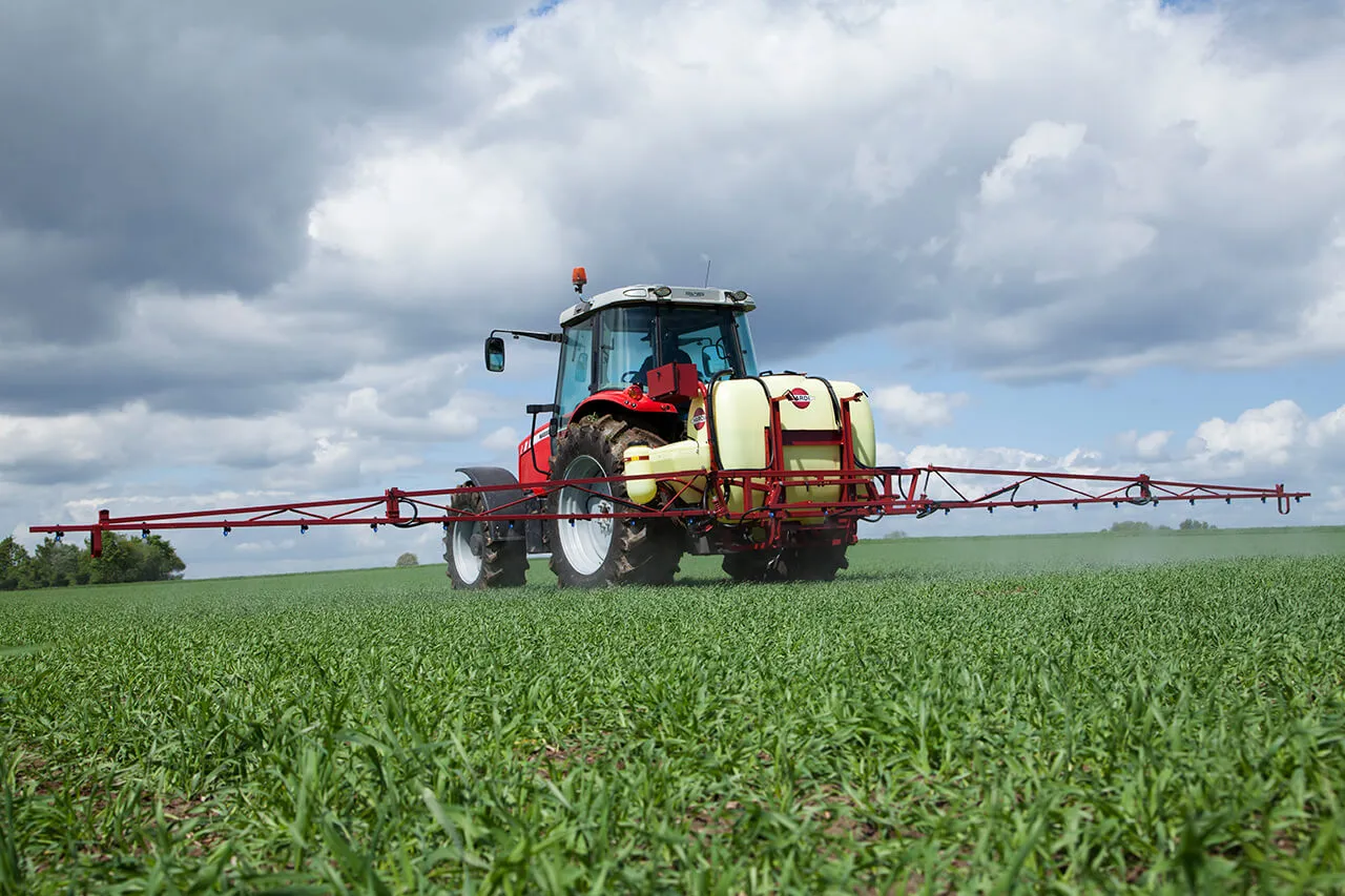 Обзор популярных брендов опрыскивателей: преимущества и недостатки